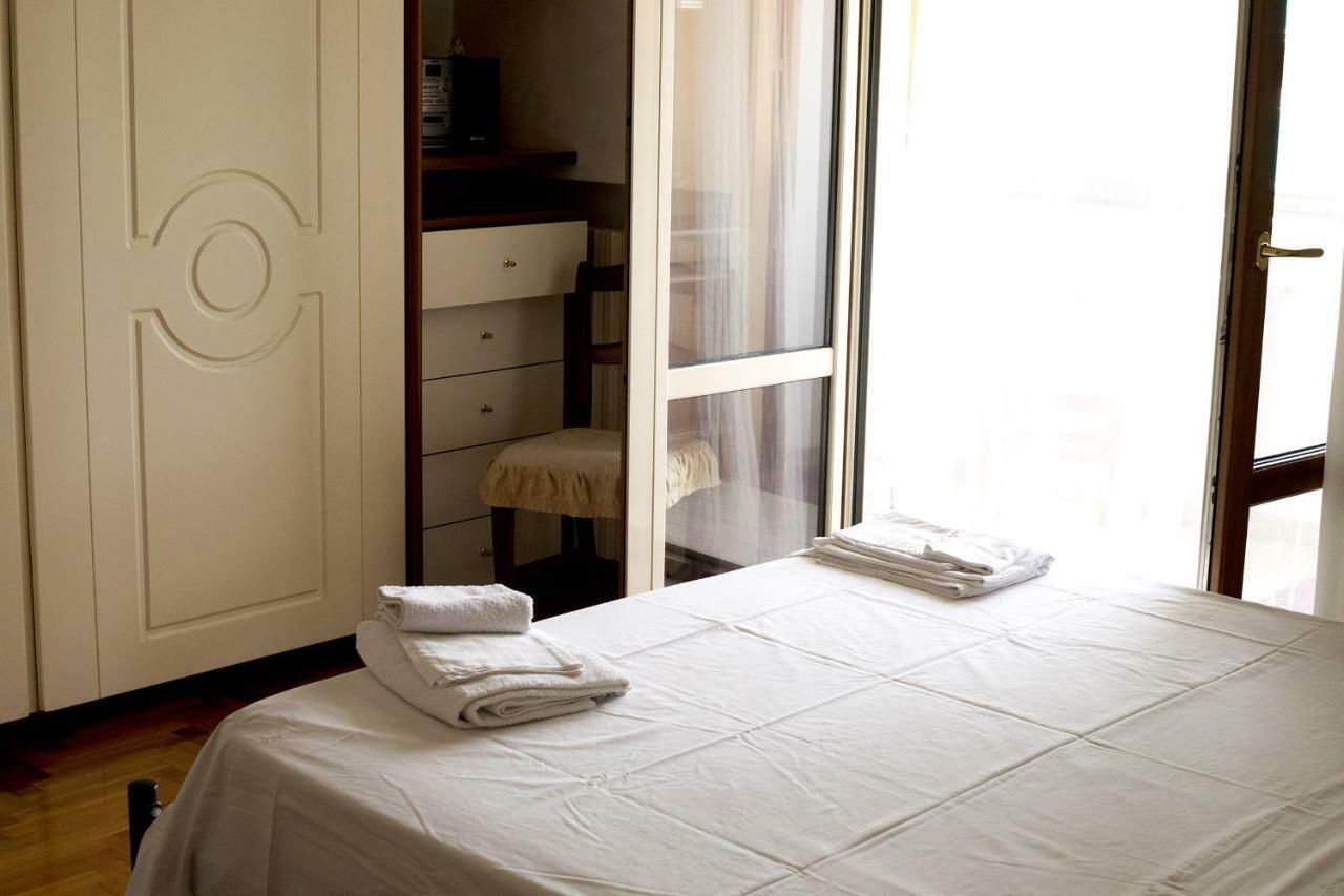 B&B Silvana Салерно Екстериор снимка